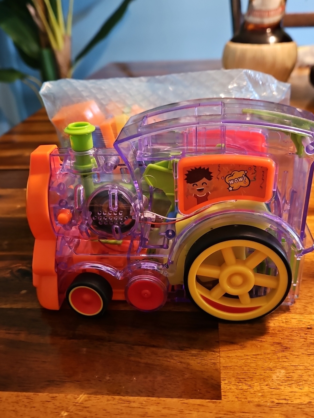 Dominoe Stacker Train - Picture 1 of 3